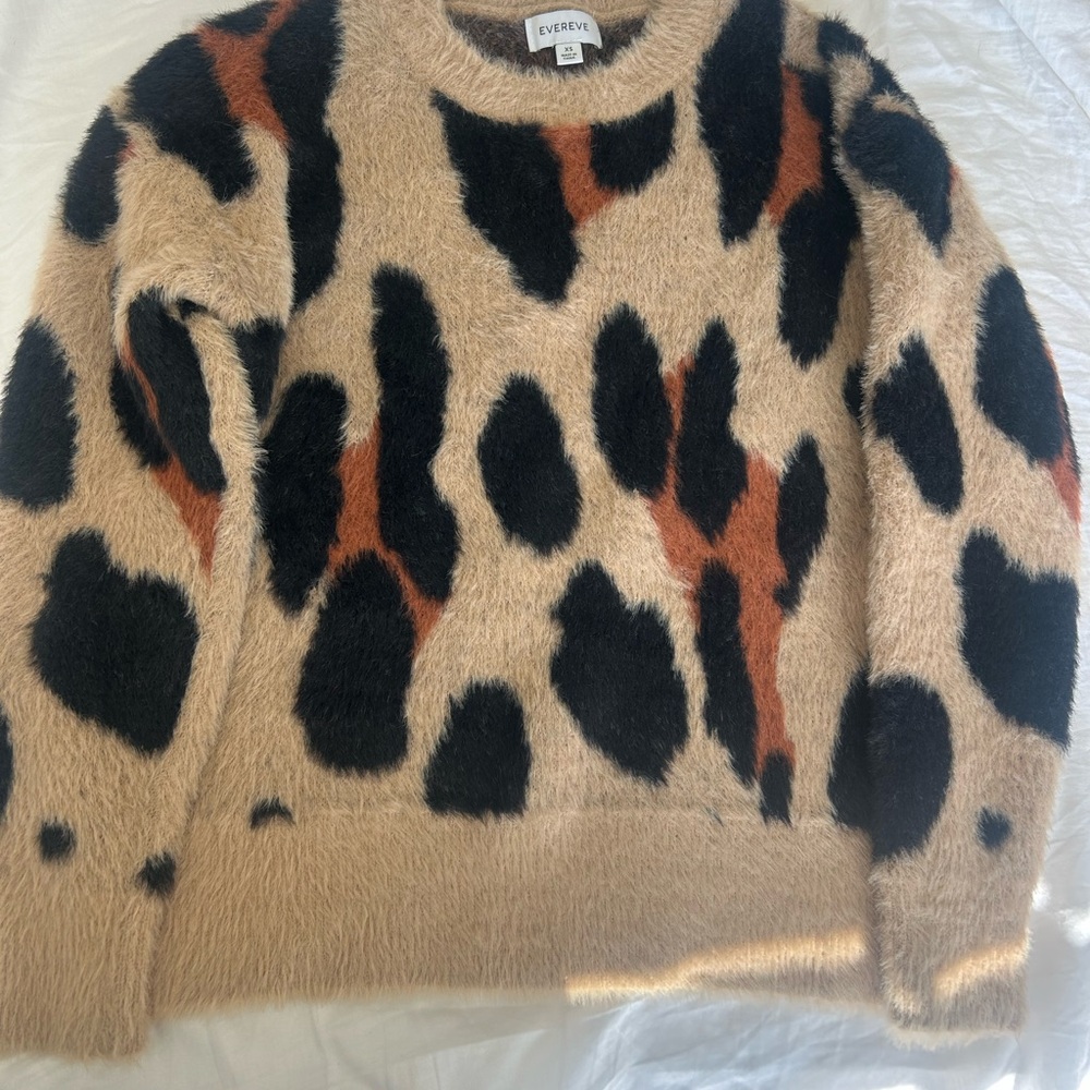 Evereve Fuzzy Crewneck Sweater in Camel with Black and Rust Spots